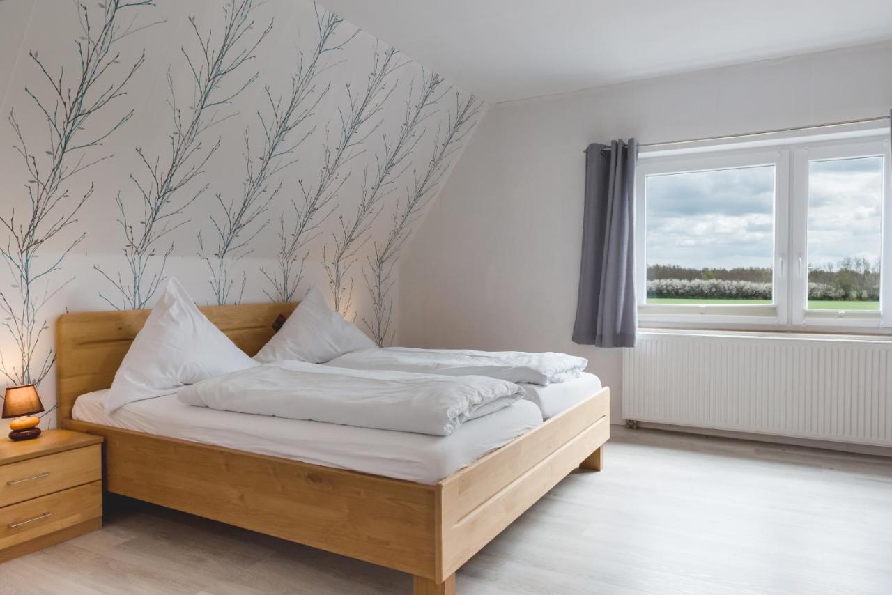 Straendhus Bed&Breakfast Hasselberg  Екстериор снимка
