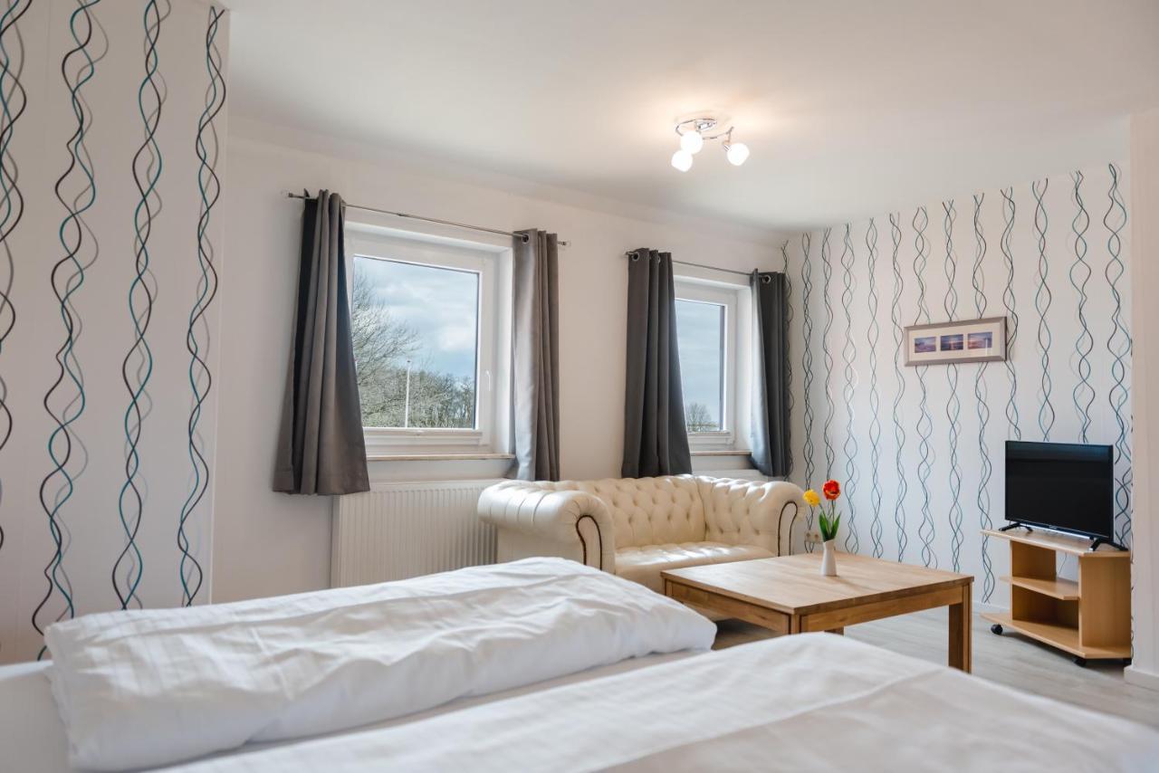 Straendhus Bed&Breakfast Hasselberg  Екстериор снимка