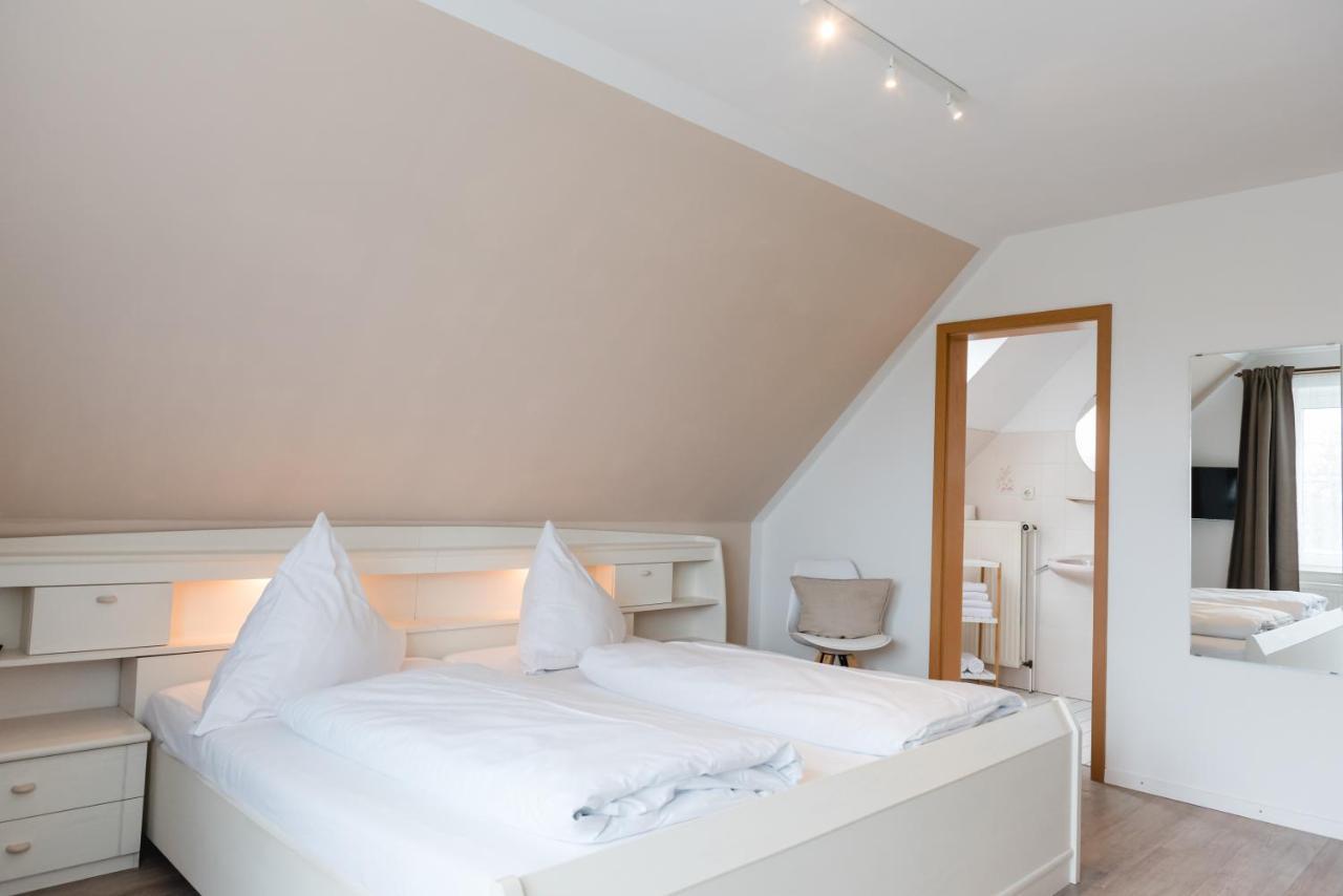 Straendhus Bed&Breakfast Hasselberg  Екстериор снимка