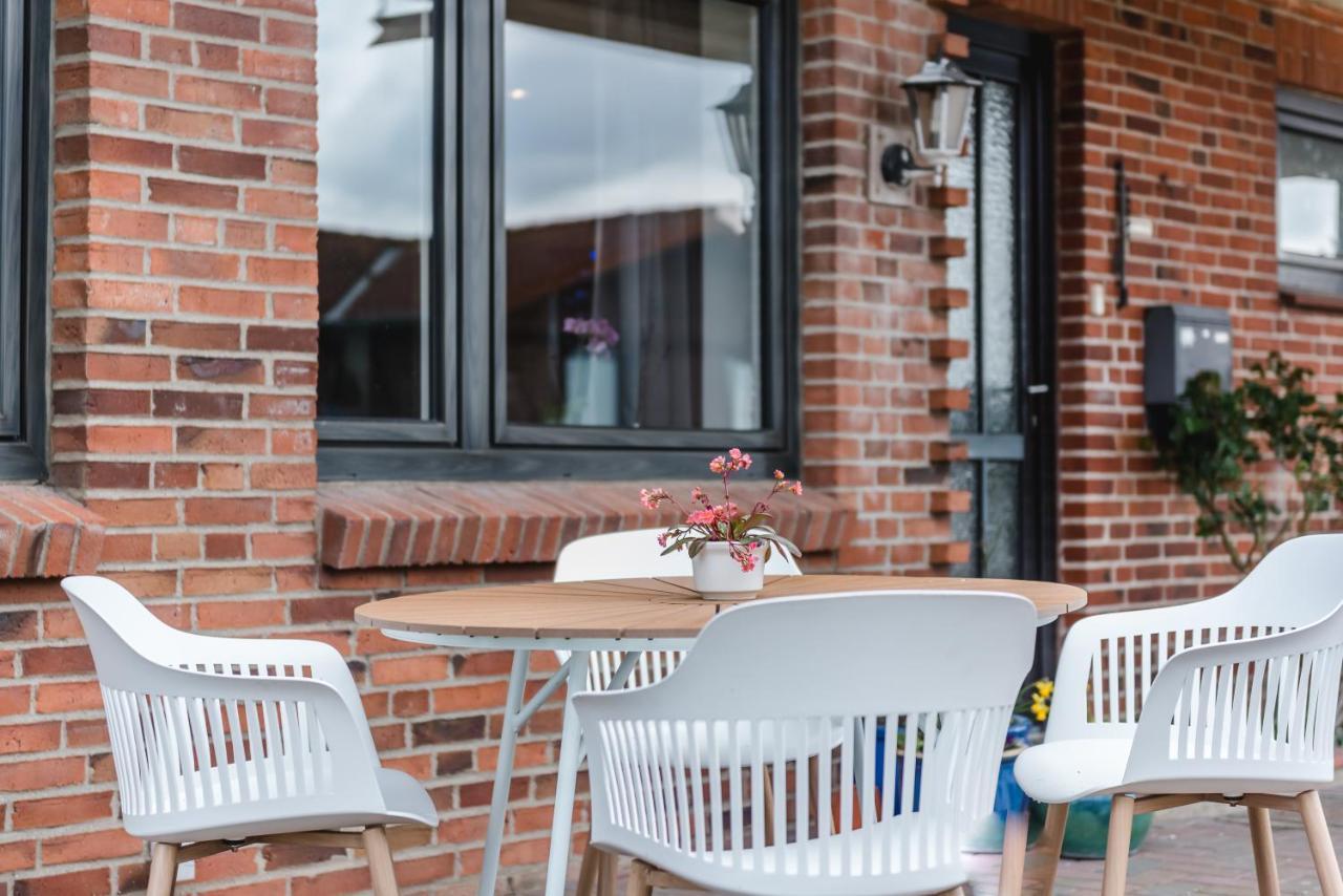 Straendhus Bed&Breakfast Hasselberg  Екстериор снимка